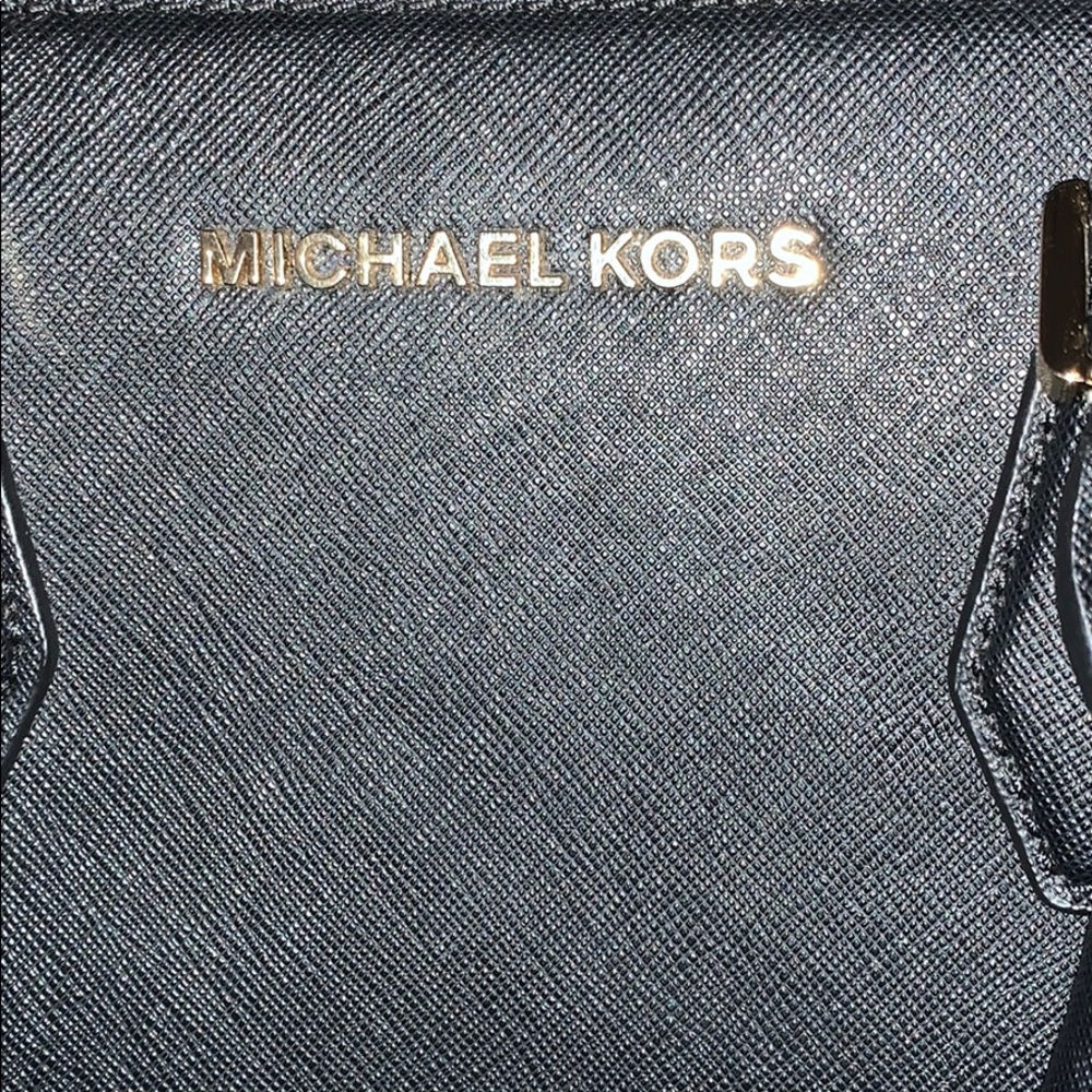 Michael Kors Purse - Picture 2 of 4